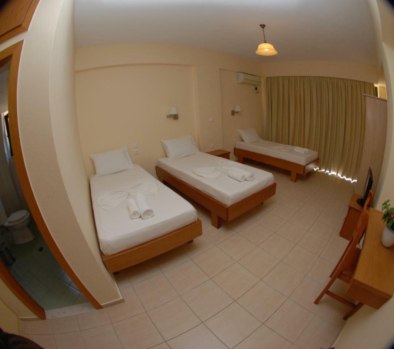 Nikos Hotel And Apartments Sarandë 외부 사진