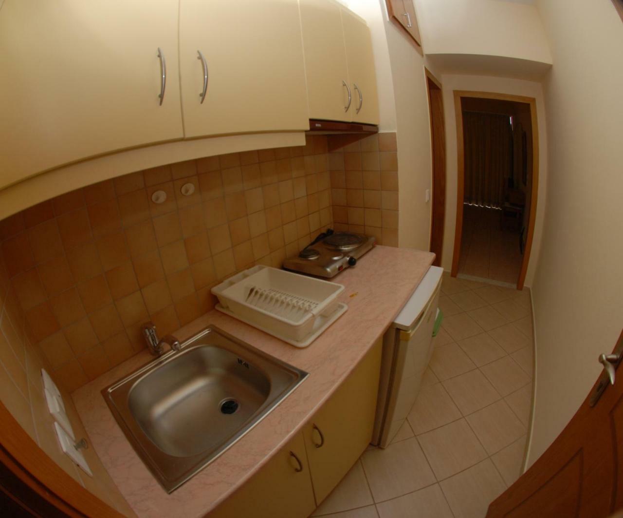 Nikos Hotel And Apartments Sarandë 외부 사진